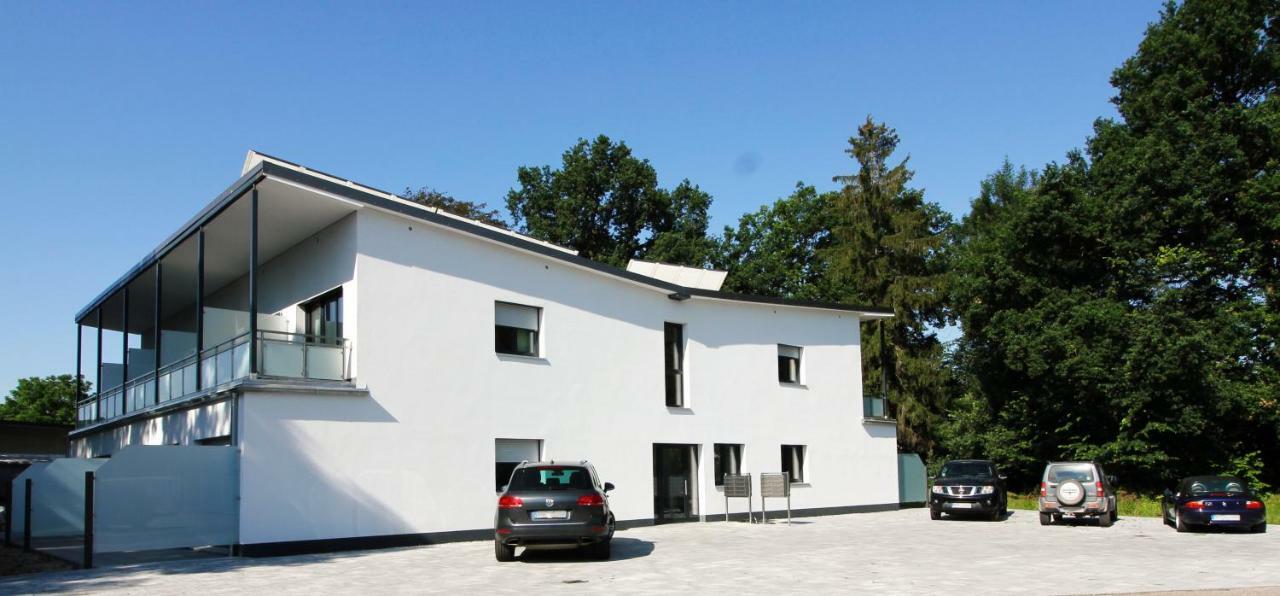 Boardinghouse-Ebenhausen Aparthotel Ebenhausen Werk Exterior photo